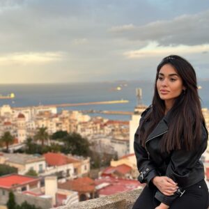 Laetitia Lina Derridj Instagram - 🇩🇿💚