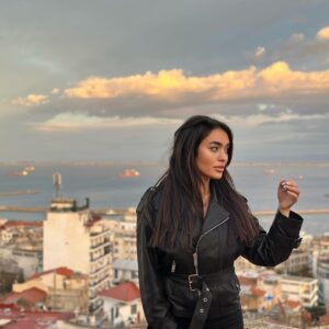 Laetitia Lina Derridj Instagram - 🇩🇿💚