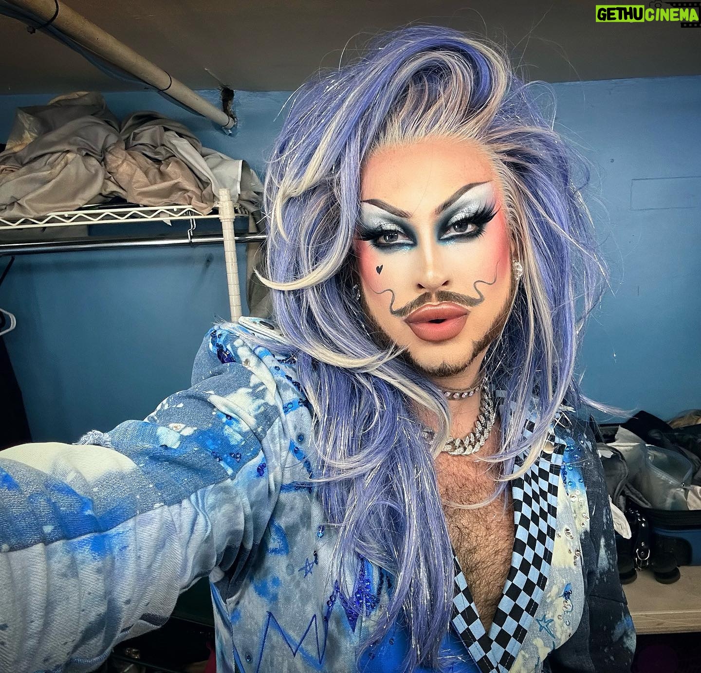 Laila McQueen - 4.5K Likes - Ooohp been a while since I’ve a cute one of these ;)