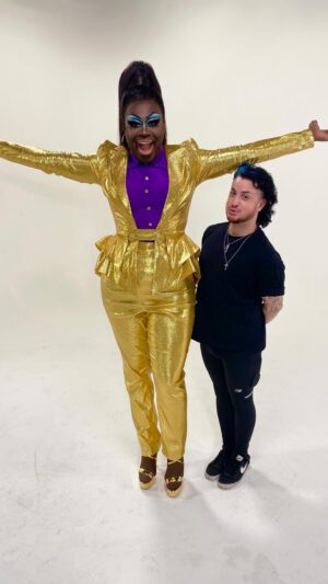 Laila McQueen Instagram - So excited and so proud of @bobthedragqueen & @monetxchange for the launch of @bomobeauty !! Been a long time in the works and I’m so glad y’all get to finally share it with everyone! Will post a close up of Roberta’s face I did from this day later but until then here  a lil cute bts of the vids I got from the promo shoot <3