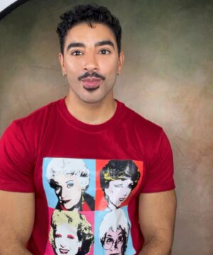 Laith Ashley Instagram - Proclaiming this t-shirt and duck face, lucky, for this audition 😅🥴😂 

Let’s Go!!!

#goldengirls