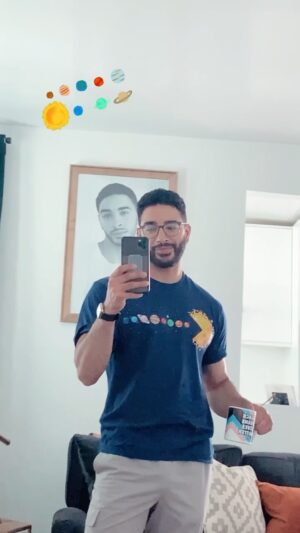 Laith Ashley Instagram - 🤓 We don’t talk about Pluto! No, No, No! 😭

☀️🔴🌎💫🪐☄️✨

#planets #solarsystem #pluto #wedonttalkaboutbruno #pun

Got the T-shirt on @amazon
Mug by @realqueerstv