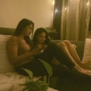 Laksha Shetty Instagram - Life is too short to be anything but happy ❣️
.
.
.
.
.
.
.
.
#women #friendship #mycomfortzone #insta #instagood #instafam #instafriends #instareels #reelkarofeelkaro #reelitfeelit #artist #bestfriend 
#live #love #laugh #happylife #happyme#happysoul