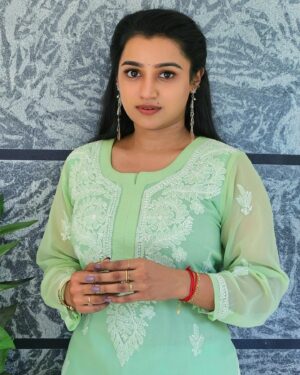 Lakshmi surendran Instagram - Our chikankari Kurtis collections💚🧚🏻‍♂️
.
.
Just for you
.
.
@suryatv 

#model #fashion #photography #love #style #instagood #photooftheday #beauty #instagram #beautiful #like #follow #photo #art #photoshoot #picoftheday #modeling #portrait #cute #girl #photographer #happy #smile #likeforlikes #me #myself #makeup #bhfyp #nature #instadaily