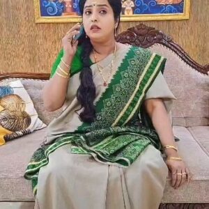 Lakshmi surendran Instagram - പിഴ ......
#malayalamserialactress #malayalamcinema #modeling #comedyreelsmalayalam #funyvideos #funyvideos #coaching #serials #suryatv #instagramreels 
@suryatv @lakshmisurendranofficial @anil_sreedevi