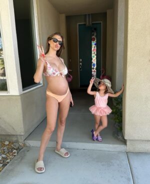 Lala Kent Instagram - Little moments: We went to Palm Springs for Mama’s Day, I’ve continued working out super hard with these bands from Amazon 😎, brought my bump out (again) for Lovers & Friends in Vegas which was cancelled last minute, saw the best documentary called Movie Pass Movie Crash, celebrated @jaredlips being Visionary of the Year, took O to Disney, & finally got compression socks bc I have mad water retention this pregnancy.