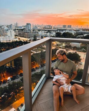 Lance Bass Instagram - A very happy fourth with the family! @wsouthbeach