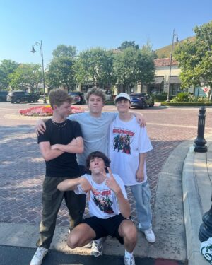 Landon Gordon Instagram - Frick Vape @baylenlevine @cameroncrovetti @lukebusey #frickvape #theboys #secretsofsulphursprings #bunkd