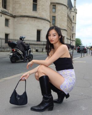 Lang Khê Tran Instagram - Good afternoon Paris ☀️