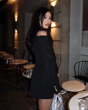 Lang Khê Tran Instagram - 🖤