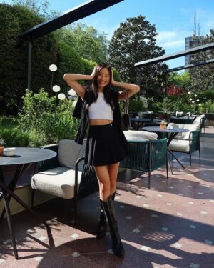 Lang Khê Tran Instagram - 🖤