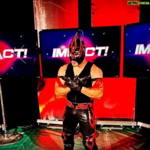 Laredo Kid Instagram - Gracias a @impactwrestling y a a todos los aficionados de Windsor, Ontario Canadá 🇨🇦 por su apoyo incondicional en mi regreso a los cuadriláteros seguimos avanzando y NADA PUEDE DETERNOS 🔥🙏🏻
..
..
..
#elaguiladelriobravo #oscuridad #buyazze #nothingcanstopme #fitnessmotivation #wrestling #impactwrestling #luchalibreaaa