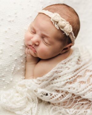 Larissa Wohl Instagram - Thank you to Emma Elizabeth for turning me into a mommy 💕 And thank you to my moms who have helped me along this journey 💕 I couldn’t do it without you! @wendyhardinphotography 
•
•
•
#mom #mama #momlife #mommy #momnashville #larissawohl #baby #babygirl #mybaby #mybabygirl #girlmom #daughterlove #daughter #emma #emmaelizabeth #workingmom #favoritejob #nashbabies #nashvillebaby #larissa #momhood #8monthsold#8months #eightmonthsold #larissawohl #stopgrowing #stoptime #lizziegirl #mothersday ❤️