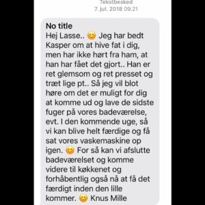 Lasse Rimmer Instagram - I 2018 håbede Mille og Kasper første gang, at jeg måske kunne fikse deres badeværelsesgulv. Denne her gang svarer jeg sgu ja tak. Ja, det er tre uger siden hun spurgte, men nu har hun ventet i to et halvt år anyway...