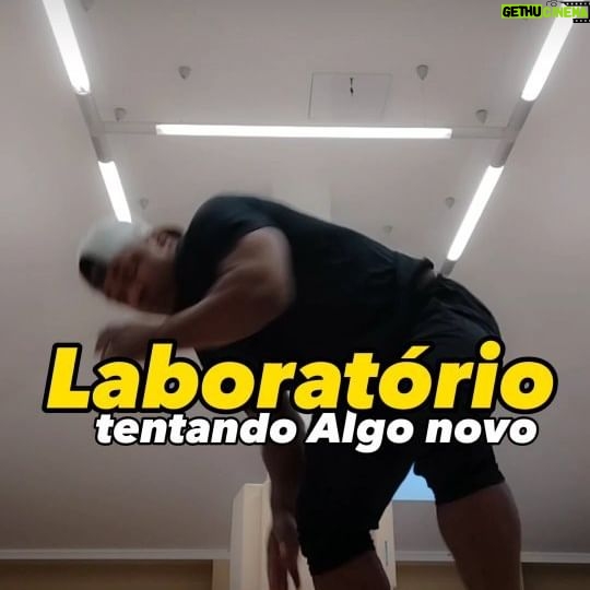 Lateef Crowder - 876 Likes - Laboratório
Ser autêntico e ter a sua própria identidade na Capoeira é algo muito difícil ser altentico é para poucos aí da falta muito estrada, bora continuar seguindo a correnteza do rio e trabalhar duro sempre.
@pepeu_capoeira
@fgrcapoeira_moscow