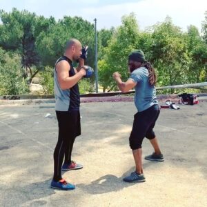 Lateef Crowder Instagram - Just Dem Bay Area boys flowing with this brain teaser of a combo😄 as requested and. thanks @enele.m and @sini.lau #treino #capoeira #boxing #lateefcrowderdossantos #cardio #flow #brainteaser #salvadorbahia #lateefcrowder #tonga #bayarea #nature #warriors #bantus #warriorsconversation #nomind #dontfocusonthefinger