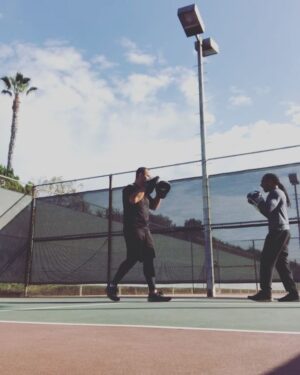Lateef Crowder Instagram - Big bro JUSTIN says “that’s a hospital kick” 😂 thank you brother! Meu irmão me disse “esse chute vai te mandar pro hospital!” Kkkk. Tenha um ótimo dia galera! #capoeira #meialuasolta #hospitalkick #fitness #martialarts #artemarciais #treino #training #warmdown #boxing #filipinoboxing #vivazumbi #lateefcrowder #therapysundays #lateefcrowderdossantos #brasil #usa #losangeles
