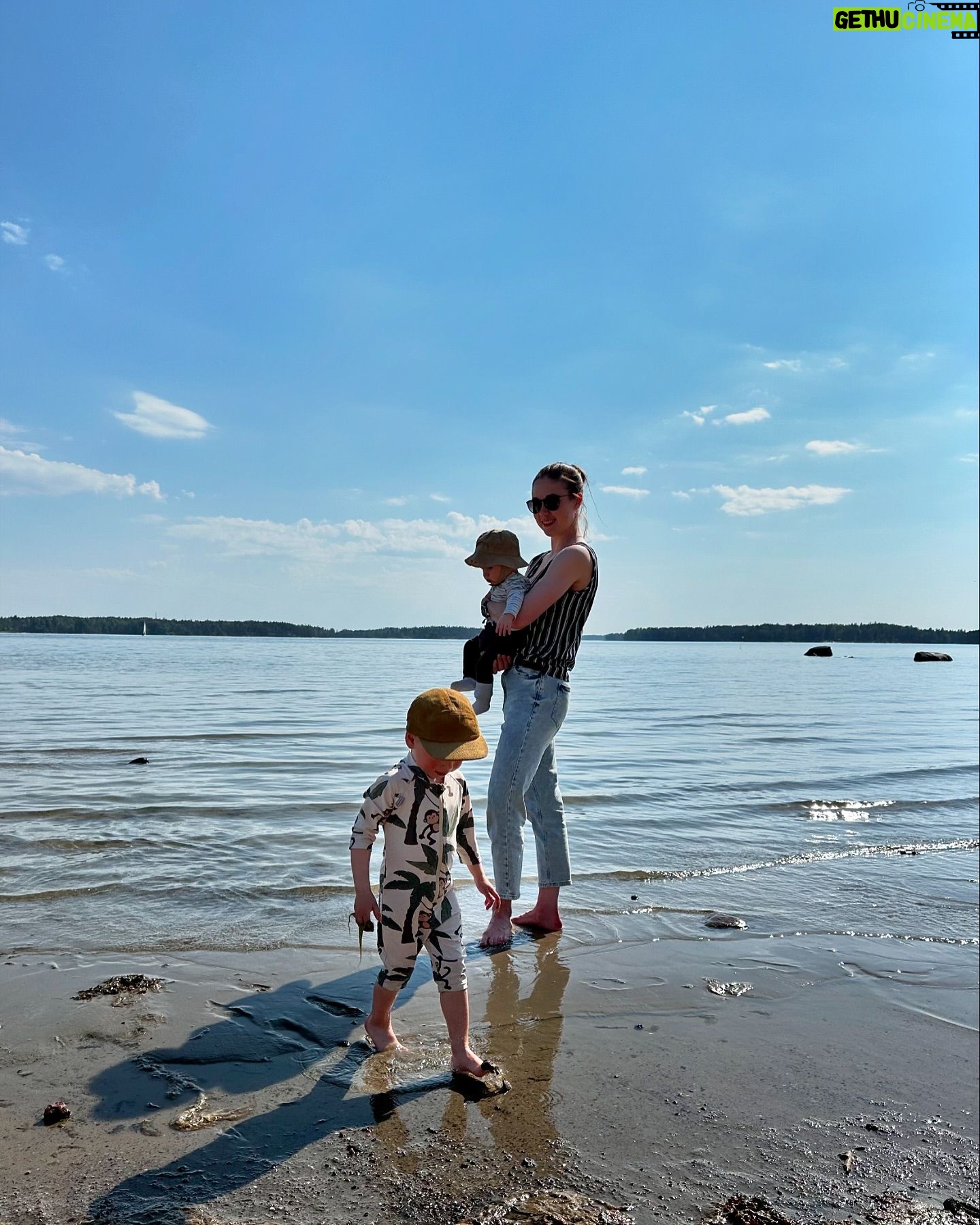 Laura Lepistö - 2.6K Likes - …kuin viimeistä kesäpäivää💛🥳☀️
#kesäbest #kesä2024