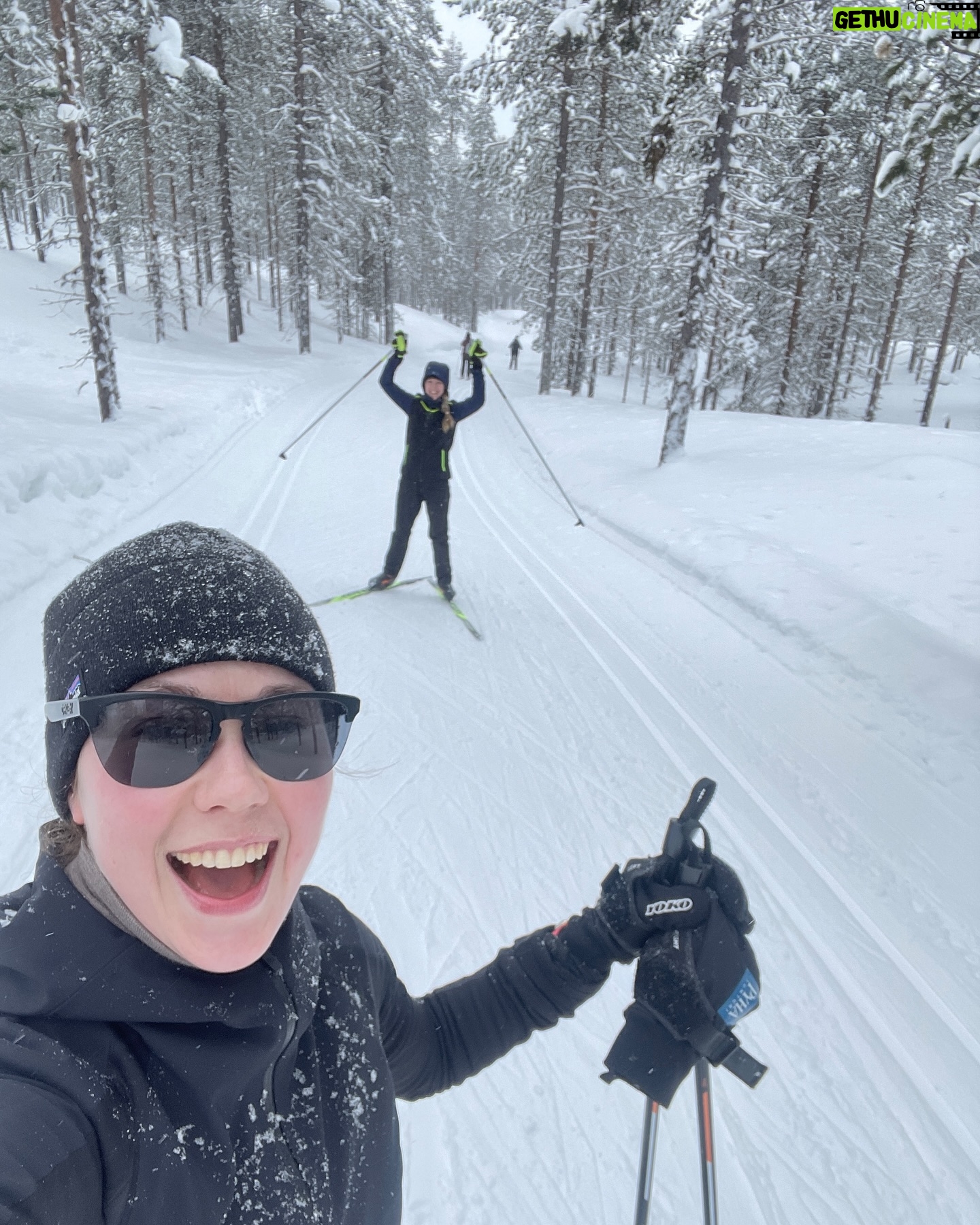 Laura Lepistö - 2.6K Likes - Ei helmikuuta ilman hiihtodopamiinihöyryselfietä☝🏼😂
#hiihtoniilot #aijjjettä #lappilove #helmikuu #hiihto #xcskiing #ylläs