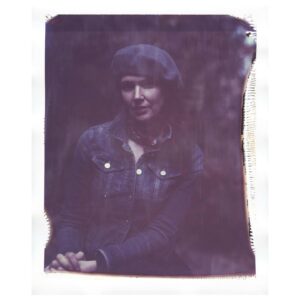 Laura Mennell Instagram - Here’s the man behind the magic of stills photography on @historybluebook, and countless other Vancouver productions…. @edaphotographer!  Had a blast testing out old 8x10 Polaroid film from the 90s with him, and also playing around with shots in my living room. 
You can find more of Ed’s work at  @edaraquel2.
Thanks again for sharing your talents Ed, and for making me look like a French folk singer from the 70s in the Polaroid. ;) 

#edaraquel #polaroid #portraits #blackandwhitephotography #girlsonfilm #actress #lauramennell #projectbluebook #photomagic #actorportrait #iloveberets #findyourlight #smokeandmirrors #actorslife #90spolaroid #fauxfrenchie #polaroidpicture #vancouverfilm #hollywoodnorth