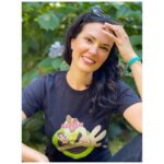 Laura Mennell