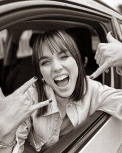 Laura Petersen Most Liked Photos and Posts