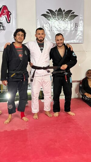 Laureano Staropoli Instagram - Para cerrar el mejor año de mi carrera hasta el momento.

Graduación a faixa marrón, gracias por el tiempo dedicado a mi evolución @jpgonzalezra y a todo el team de @abama.lp .