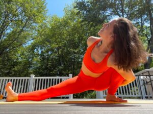Lauren Kelston Instagram - Join me next Sunday for my virtual @yogaforalex class!! We will celebrate this beautiful summer weather, the beginning of some normalcy, and remember and honor @alexkelston 🌈🙌🏻 Can’t wait to practice with you!! Class will be 60 min, link in bio to register. All donations go to @hope_hdrf 💛
.
#yogaforalex #inlovingmemory #hopefordepression #fundraising #raiseawareness #mentalwellness #causes #yoga #yogalove #yogalife