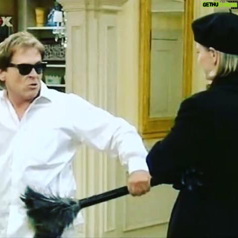 Lauren Lane - 1.4K Likes - FINAL BERET STORM!
#officiallauren #charlesshaunessy #thenanny