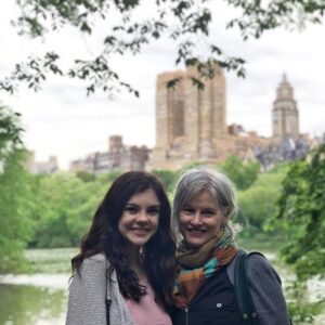 Lauren Lane Instagram - Missing being in the city with my girl ❤️ can’t wait for our next post-COVID adventure. Sending endless support to all NYC friends and emergency workers. Hope everyone is staying safe and healthy 💕
