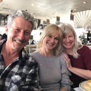 Lauren Lane Instagram - NANNY REBOOT at MEL’s Diner!#charlesshaunessy #Nicollethom #Laurenlane