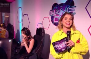 Lauren Layfield Instagram - It’s @bbccin tonight so here’s some throwbacks from last Friday’s Game On! For Children in Need on @bbcthree. Such a good night, getting your favourite celebs and gamers together for one massive live show raising money for good causes. 

Big shout out to the production team - never hosted something with so much tech, it was next level.🤯 And loved working with @vicknhope and @steffanpowell too. 

Catch up on @bbciplayer - still time to donate too✨

📸: @confetti_ict