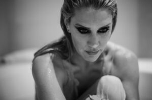 Lauren Lee Smith Instagram - Part 3

Photographer @pudgynugget 
Photo assist @ivanamitreska 
Makeup @tightlinedbeauty 
Hair @laurachristineclark 
DOP @theanastasiaspivak 

Shot @windsorarms
