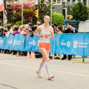 Lauren Lee Smith Instagram - Ok last marathon post 
My brother @guyferguson took these ( except the last one ) as I was trying to make the last steps to the finish line everyone else was celebrating and happy and I yelled “ I’m never fu$king doing this again”!!!! And crossed the finish line angrily!
…anyways today is a new day and we are already planning where we will do our next one next year 🤣

@bmovanmarathon 

You in ?😜
@supersmitht 
@thefansmith