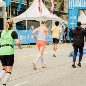 Lauren Lee Smith Instagram - Ok last marathon post 
My brother @guyferguson took these ( except the last one ) as I was trying to make the last steps to the finish line everyone else was celebrating and happy and I yelled “ I’m never fu$king doing this again”!!!! And crossed the finish line angrily!
…anyways today is a new day and we are already planning where we will do our next one next year 🤣

@bmovanmarathon 

You in ?😜
@supersmitht 
@thefansmith