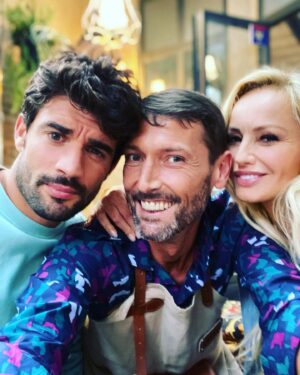 Laurent Kerusoré Instagram - Décidément mon métier est surprenant. Belle rencontre avec @adrianakarembeusklenarikova Un plaisir de l’accueillir dans notre cher et tendre Mistral! #ilovemyjob