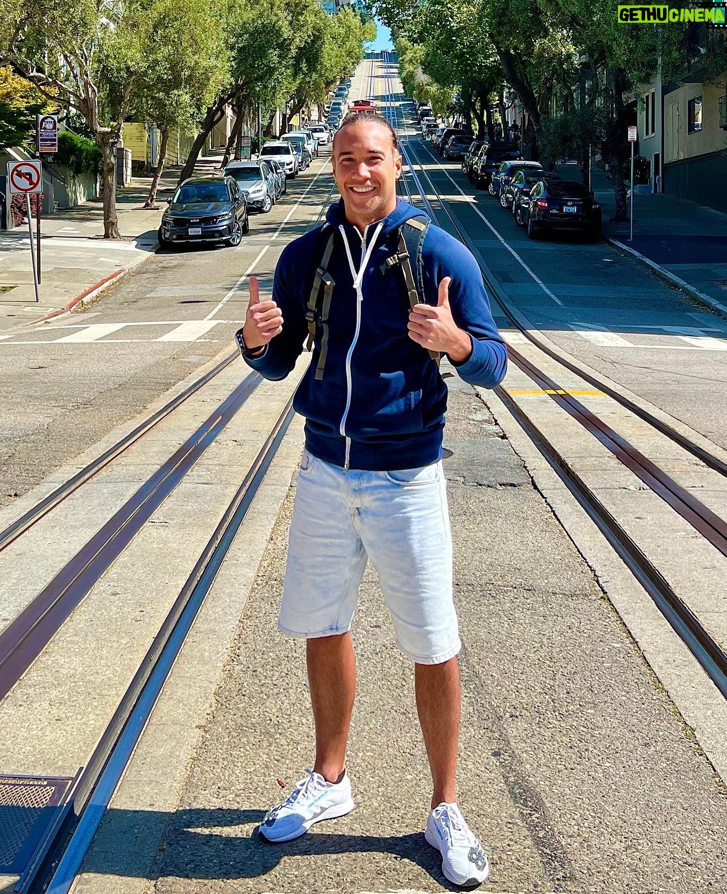 Laurent Maistret - 14.3K Likes - Bye Bye San Francisco 🌁
Voilà fin du Voyage pour la Californie ☀️
En 3 mots: Multiculturel, Tolérante et vibrant. C’était super 👌🏽
Un grand merci à @visitcalifornia @onlyinsf et toutes les personnes que j’ai pu rencontrer durant le séjour 🙏🏾
#california #sanfrancisco #collaboration #voyage #travel #goldenbridge
