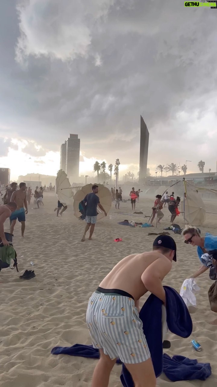 Laurent Maistret - 10.2K Likes - 🌪 Moment inoubliable à Barcelone! Personne n’a été blessé grâce à l’invocation que m’a appris Michael 🙏🏾