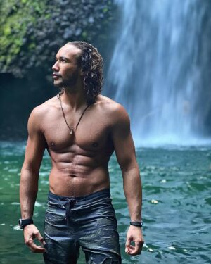 Laurent Maistret Instagram - Superbe Cascade en martinique
