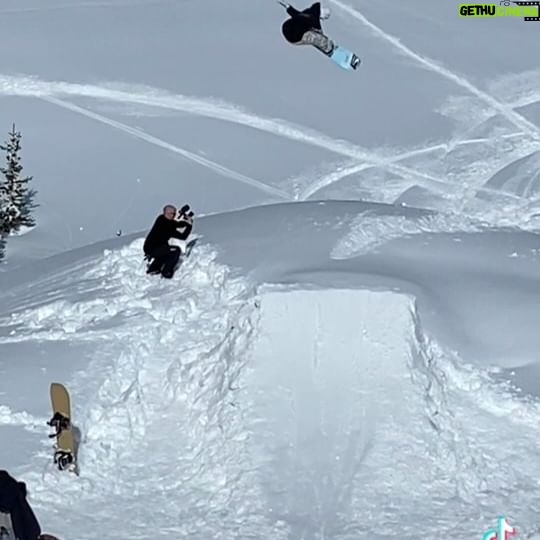 Laurie Blouin - 3.4K Likes - Thank you @nitro_snowboards for such a fun week❤️🔥 #Snowboarding #Brighton #Utah