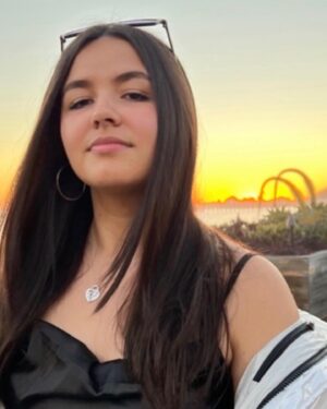 Laurie Fortier Instagram - Wait! We can’t start the new year without a belated Happy 16th Birthday wish to my most favorite girl.
My Dec 24th Christmas Eve baby🎄
You are a force of strength and beauty inside and out. Thank you for having such a great attitude on our Nashville adventure. I adore you with all my 💕♥️ 
.
.
.
#happybirthday #christmasevebaby #bestdaughter #mothersanddaughters #nashvilleadventures #onlyonelife