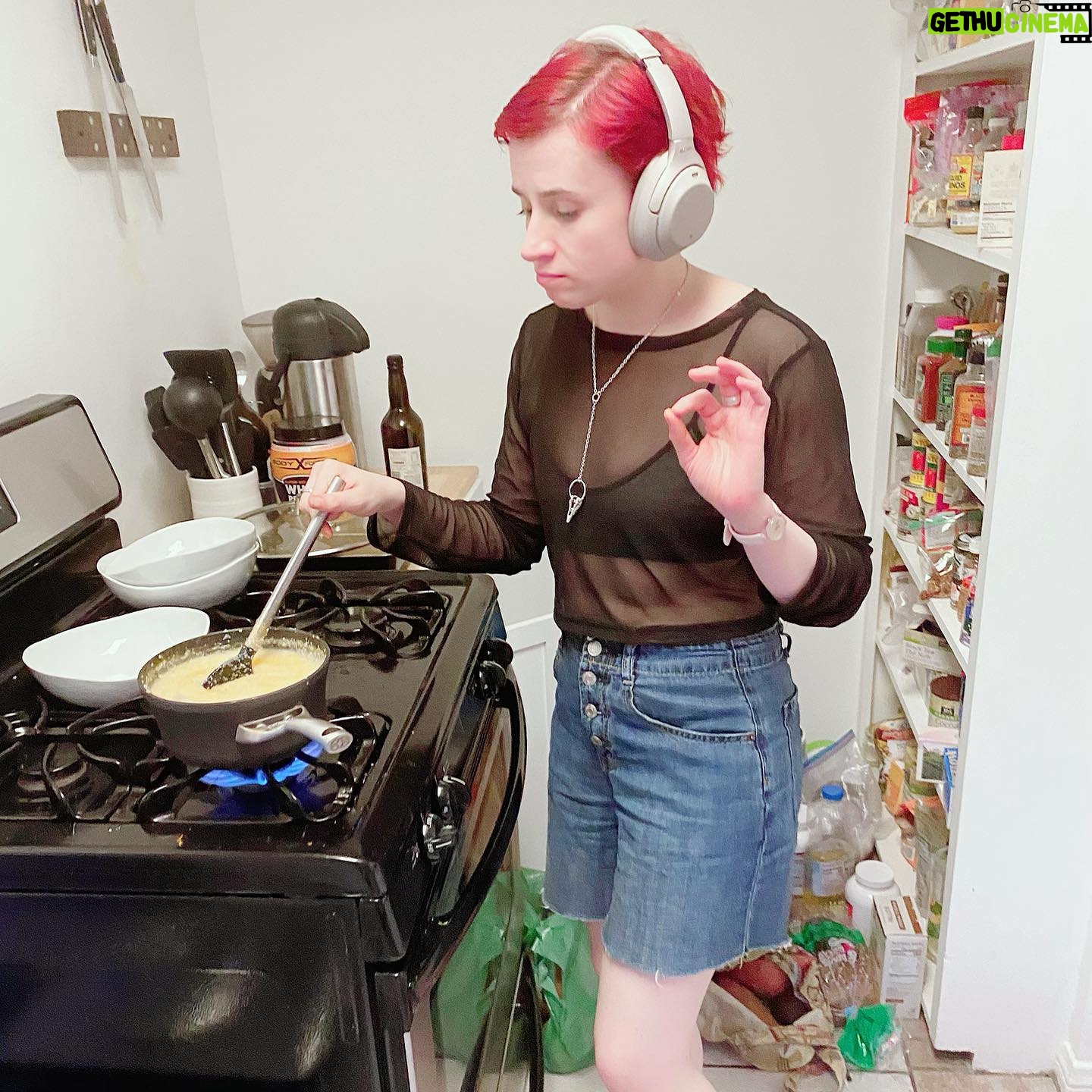Laurie Penny - 748 Likes - What’s up kitchen goth
