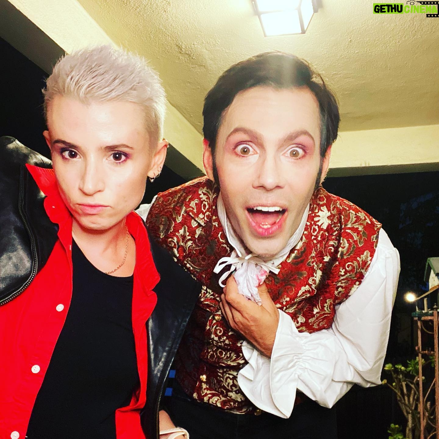 Laurie Penny - 499 Likes - Happy Goth Christmas. Here is some crossover vampire slash. You’re welcome. With thanks to @manlyunicorn @taikawaititi @jamesmarstersof #halloween