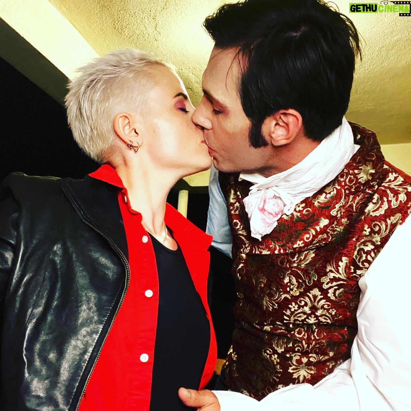 Laurie Penny - 499 Likes - Happy Goth Christmas. Here is some crossover vampire slash. You’re welcome. With thanks to @manlyunicorn @taikawaititi @jamesmarstersof #halloween