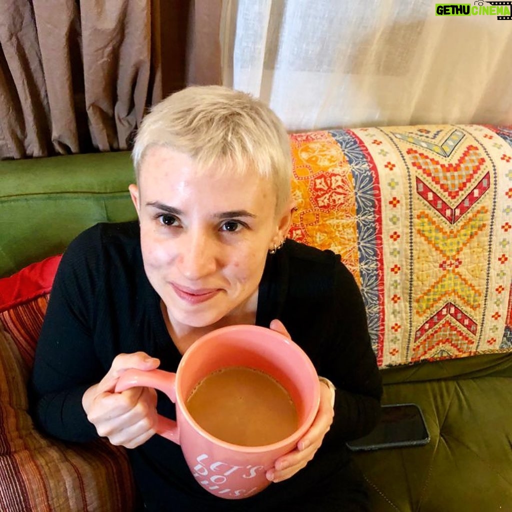 Laurie Penny - 899 Likes - Finally, a correctly sized mug.