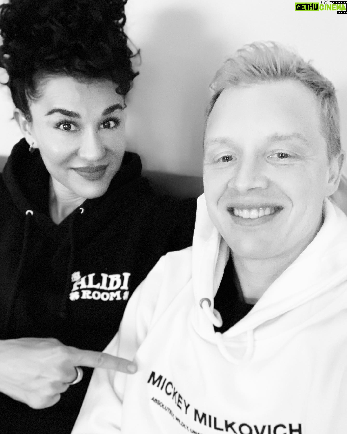 Layla Alizada - 19.5K Likes - Whoās getting ready to watch #shamelesslastcall?! SERIES FINALE right now on @shameless on Showtime