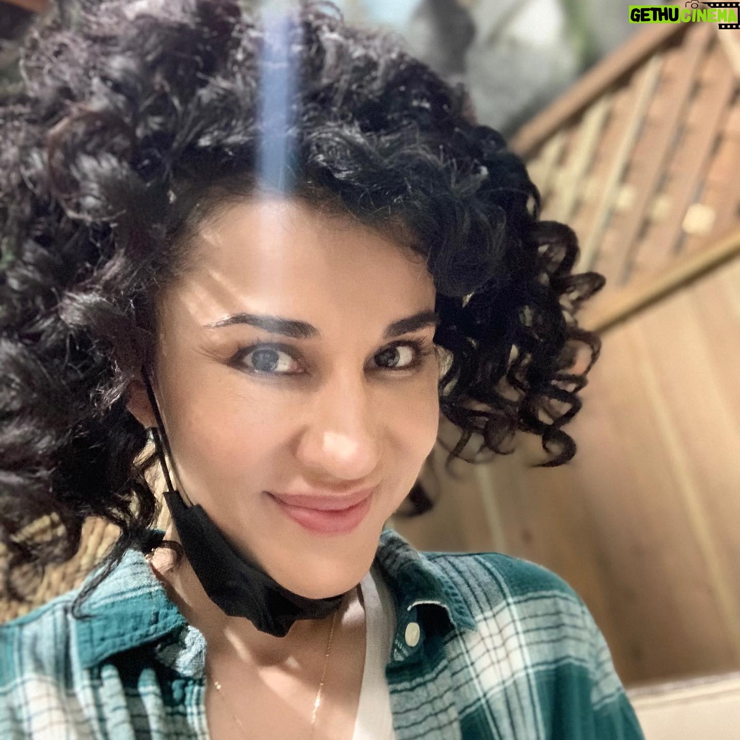 Layla Alizada - 1.3K Likes - Loved getting to be a part of this uplifting show and hang out with some furry friends. All episodes streaming on #appletvplus 🐾 Here are some BTS pics!