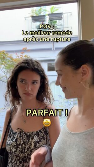 Léa Bonneau Instagram - Tchao les crevettes 👋🏻 @rosedonaldparis