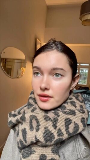 Léa Bonneau Instagram - ⚠️ avis aux directeurs de casting ⚡️ #humour #jacouillelafripouille #dikkenek #monprecieux