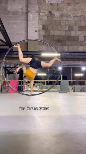 Lea Toran Jenner Instagram - New built confidence by hanging out with @djtuxeedo 😏 
#cyrwheel #onearmcoinspin #coinspin